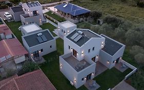 Modern Stay Luxury Suites - Kallikrateia Halkidiki